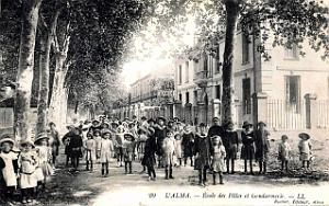2596- L'Alma - Ecole de Filles et Gendarmerie